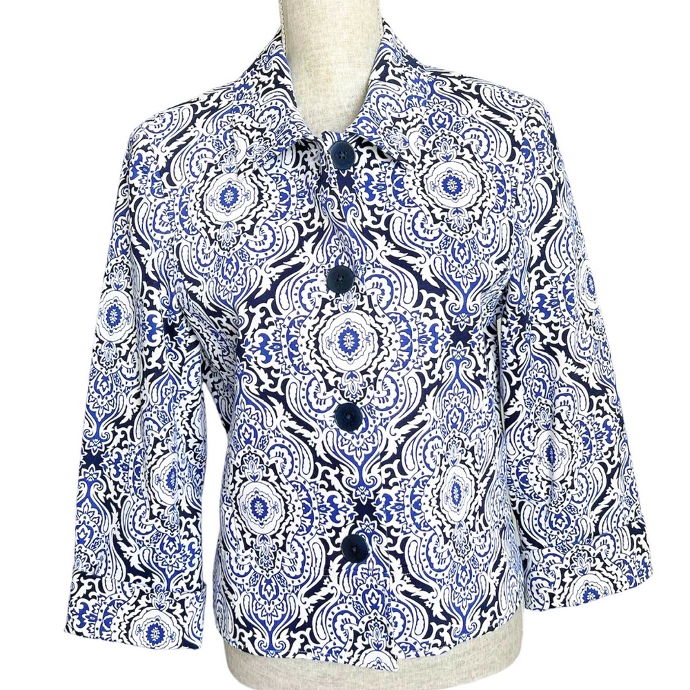 Jones New York Blue and White Patterned Blazer